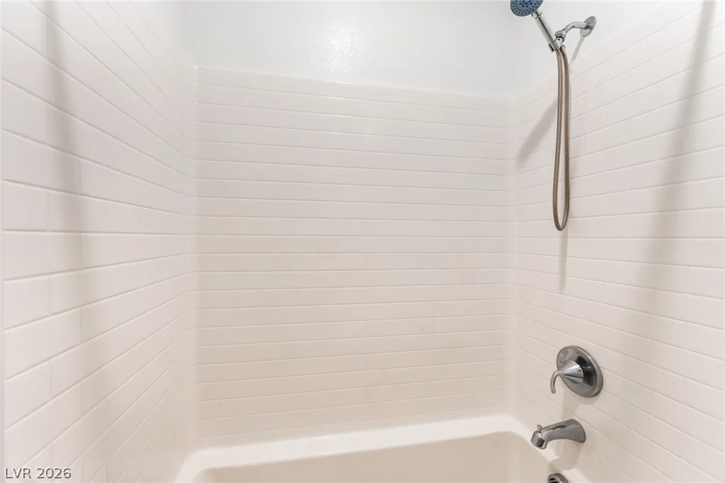 2915 Overlook Brook, Las Vegas, NV 89156