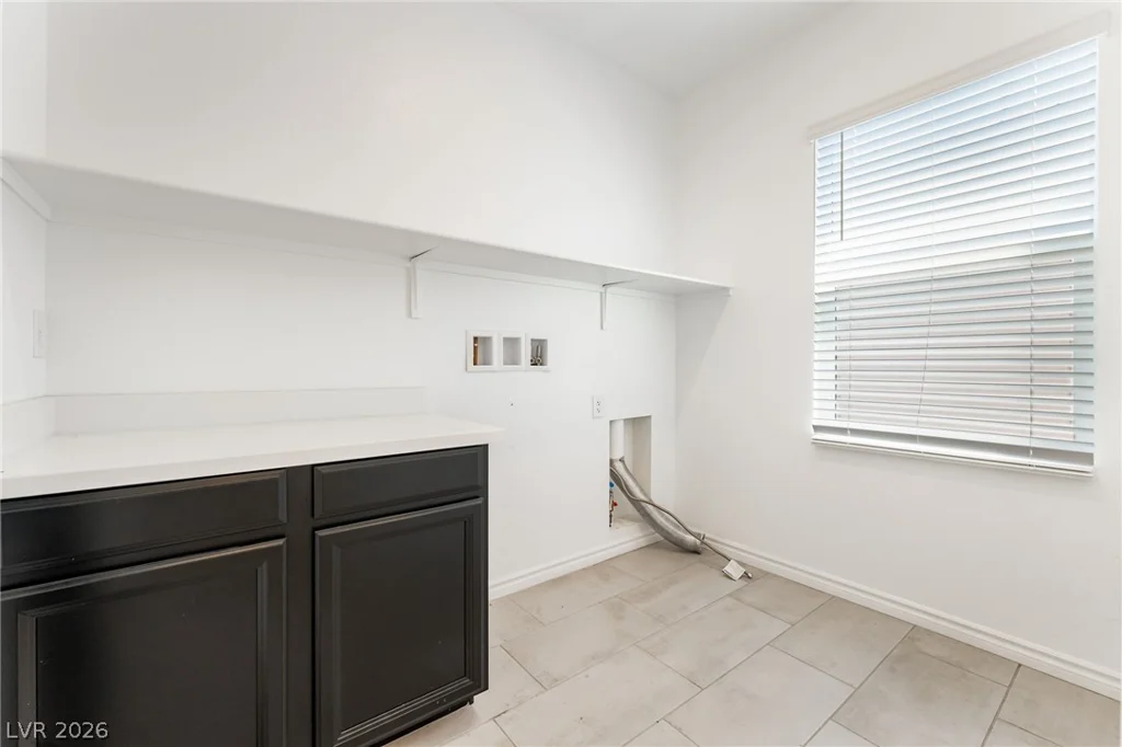 2915 Overlook Brook, Las Vegas, NV 89156