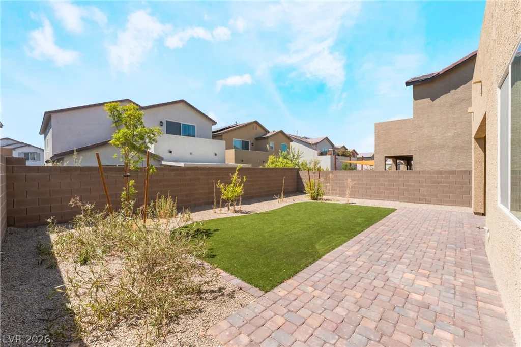 2915 Overlook Brook, Las Vegas, NV 89156