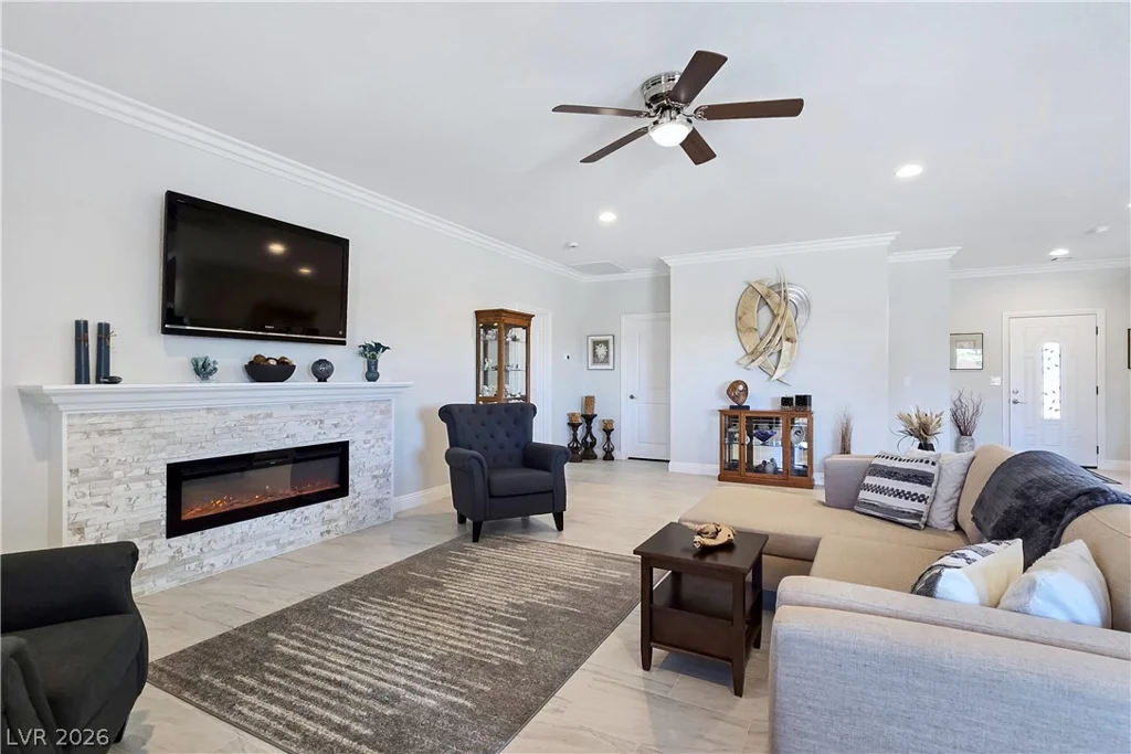 5471 Lincolnwood, Pahrump, NV 89061
