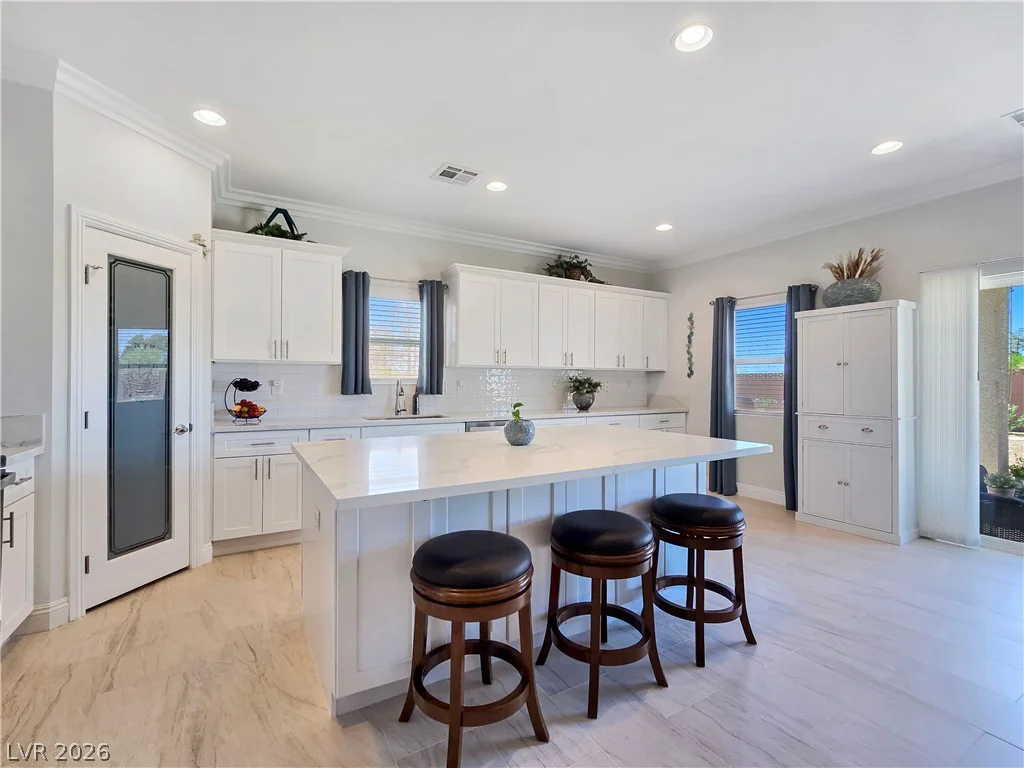 5471 Lincolnwood, Pahrump, NV 89061