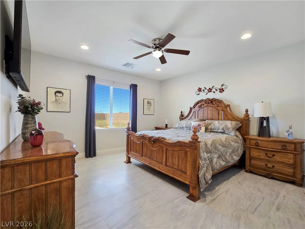 5471 Lincolnwood, Pahrump, NV 89061