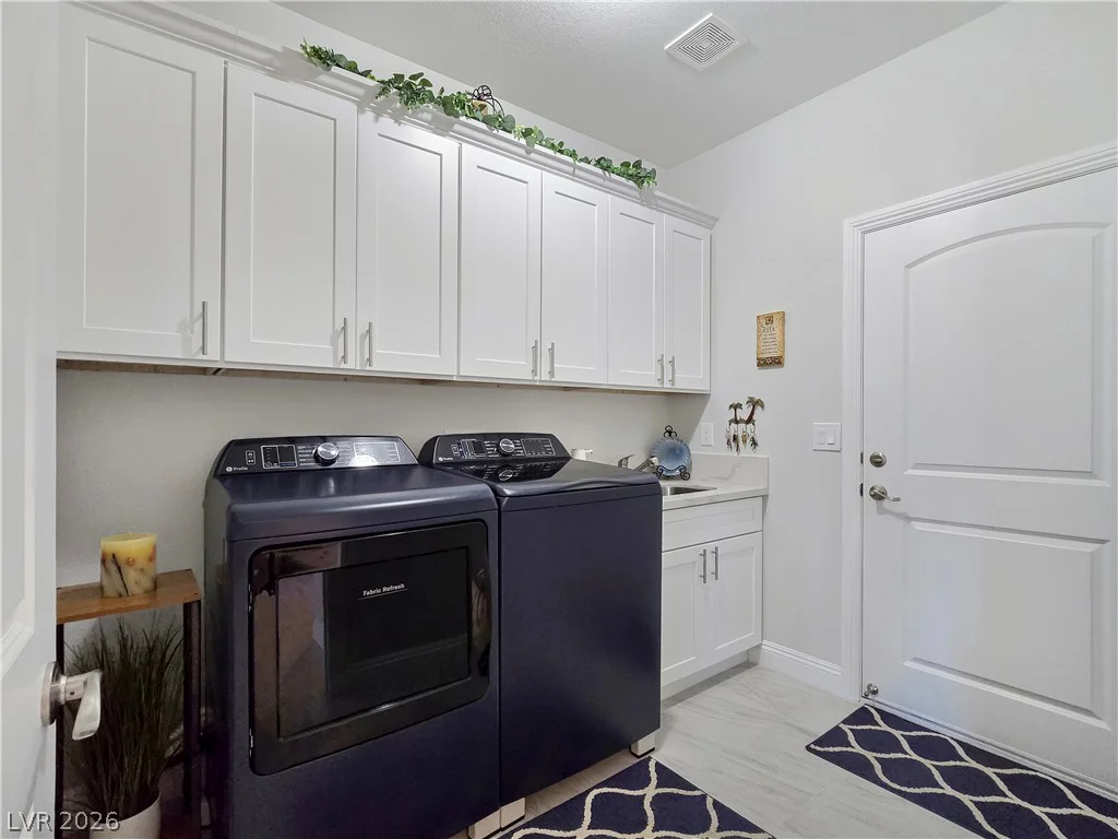 5471 Lincolnwood, Pahrump, NV 89061