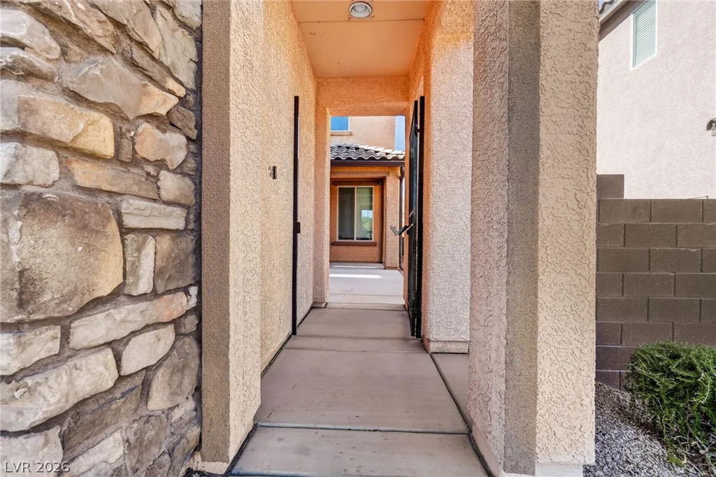 6966 Florido, Las Vegas, NV 89178