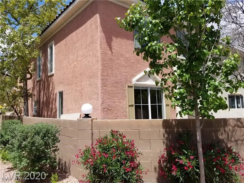 9937 La Paca, Las Vegas, NV 89117