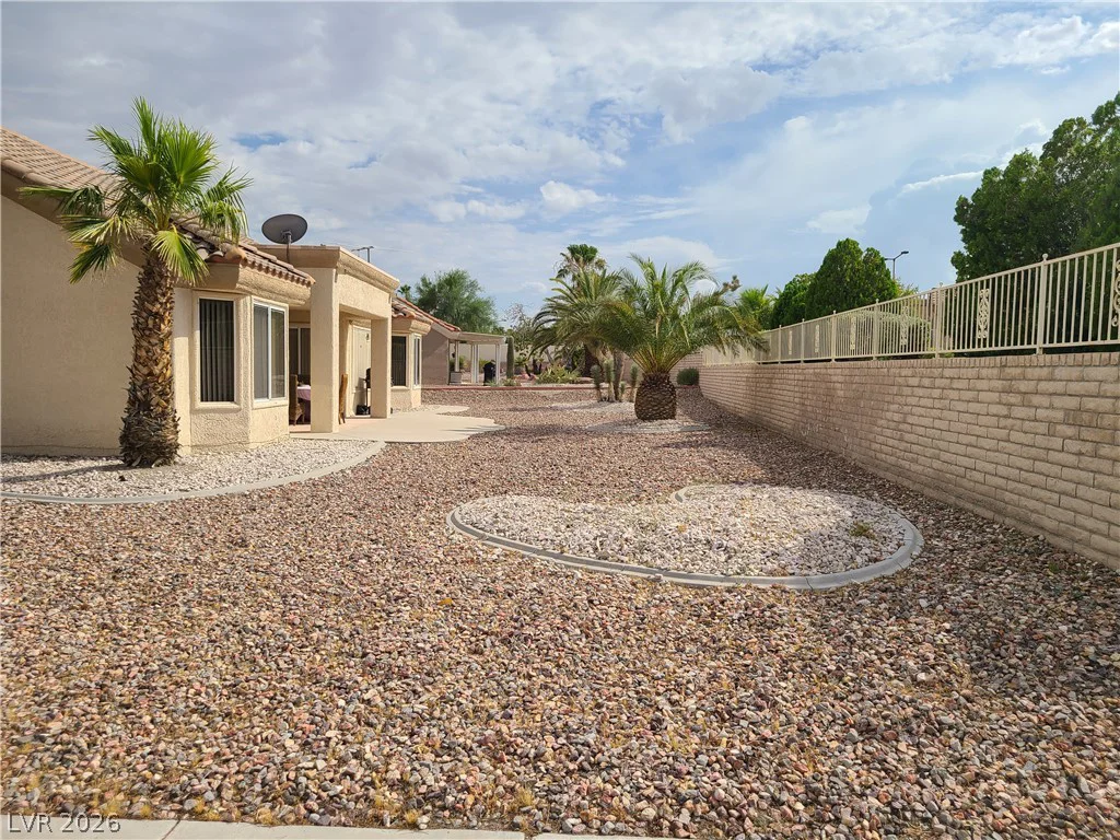 2409 Floyd, Las Vegas, NV 89134
