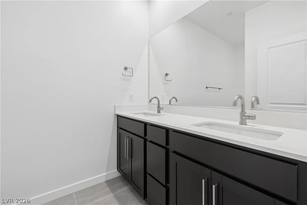 11970 Angle Cliff, Las Vegas, NV 89138