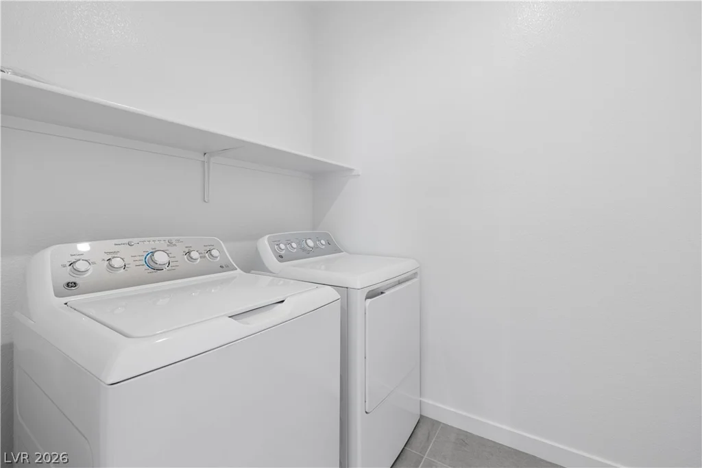 11970 Angle Cliff, Las Vegas, NV 89138