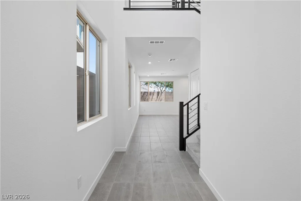 11970 Angle Cliff, Las Vegas, NV 89138