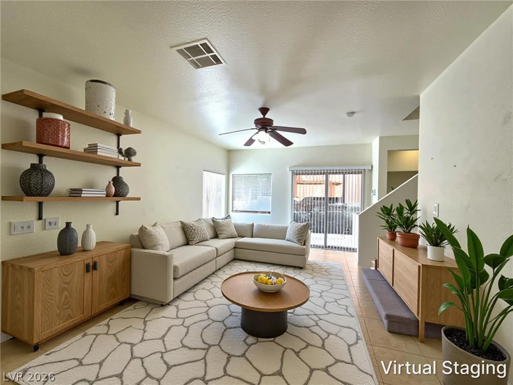 10520 Sun Palace, Las Vegas, NV 89129