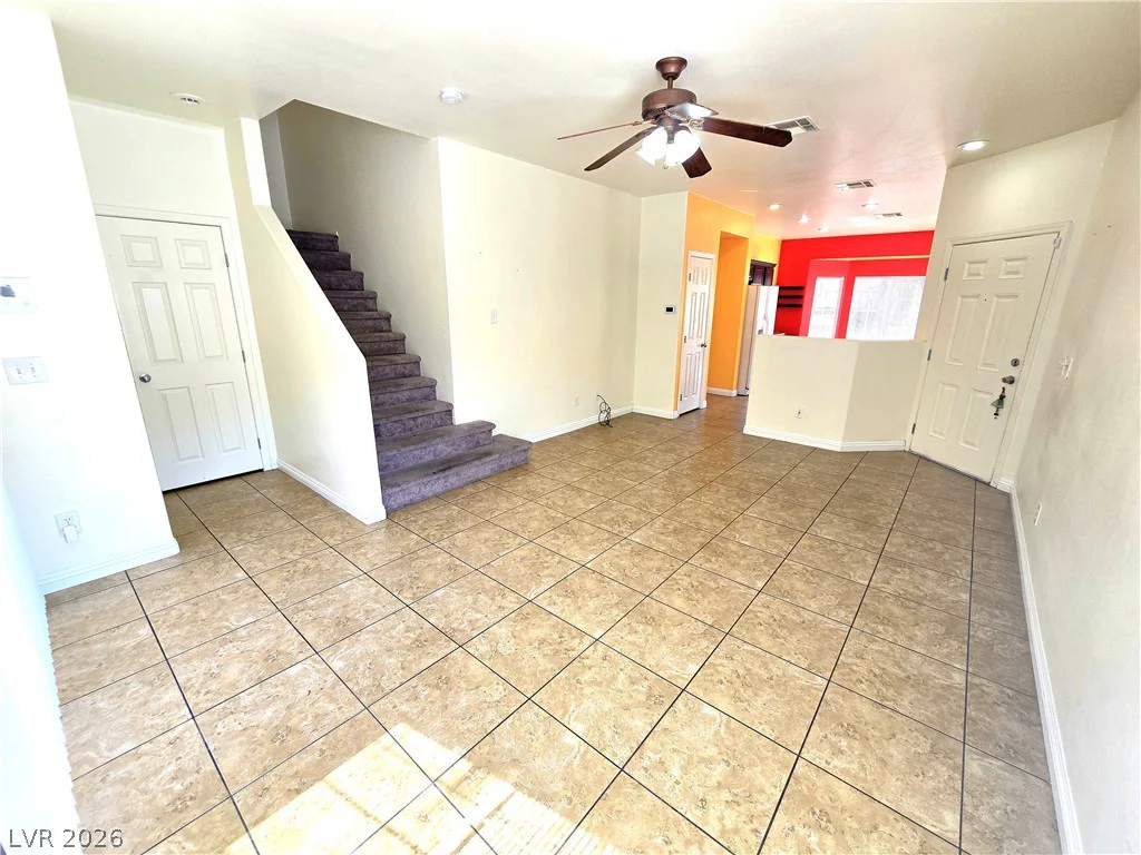 10520 Sun Palace, Las Vegas, NV 89129