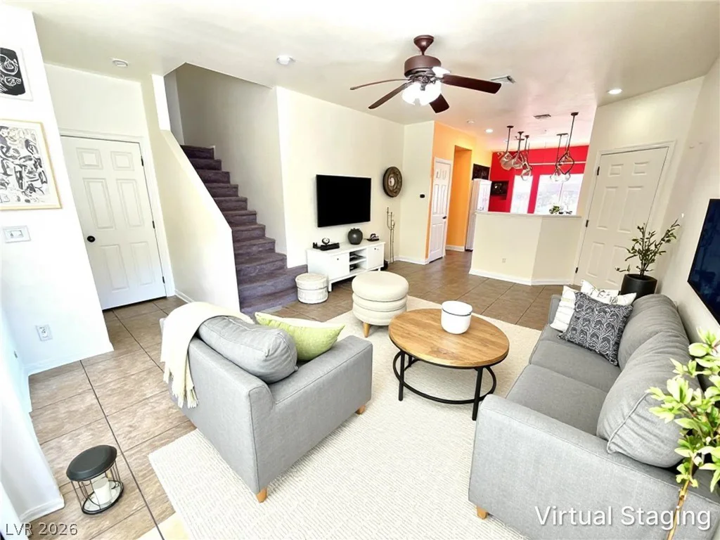 10520 Sun Palace, Las Vegas, NV 89129