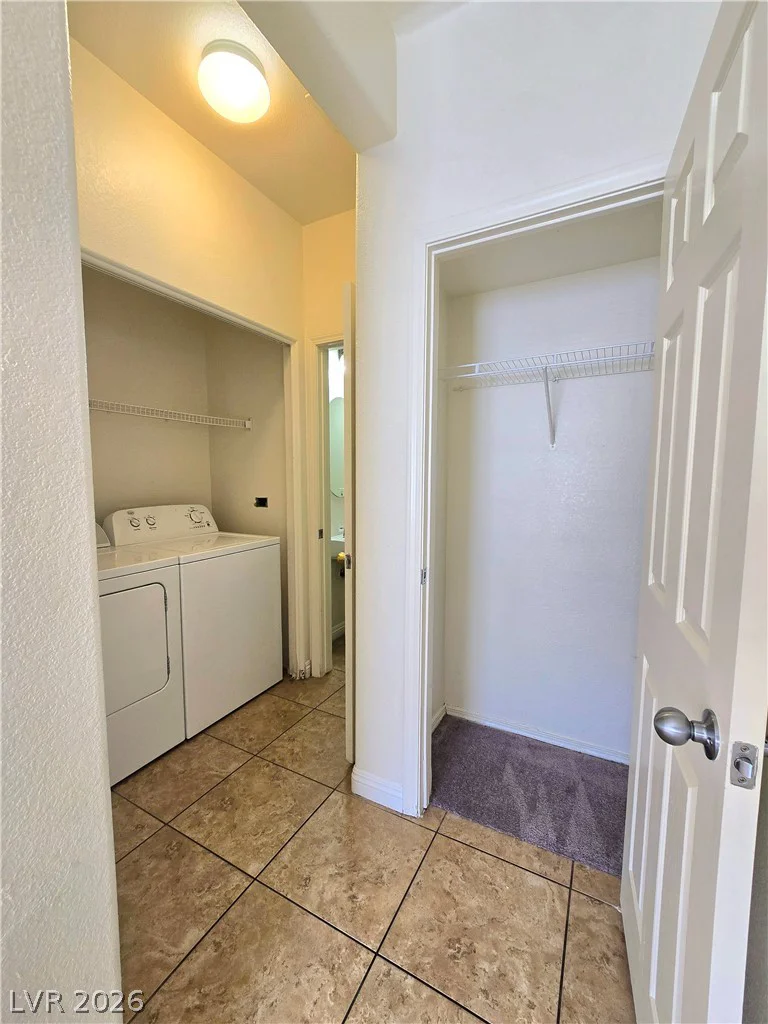 10520 Sun Palace, Las Vegas, NV 89129