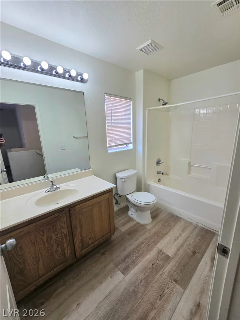 10520 Sun Palace, Las Vegas, NV 89129