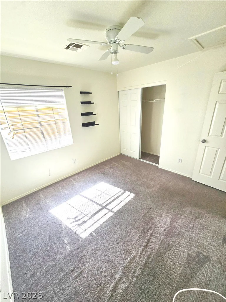 10520 Sun Palace, Las Vegas, NV 89129