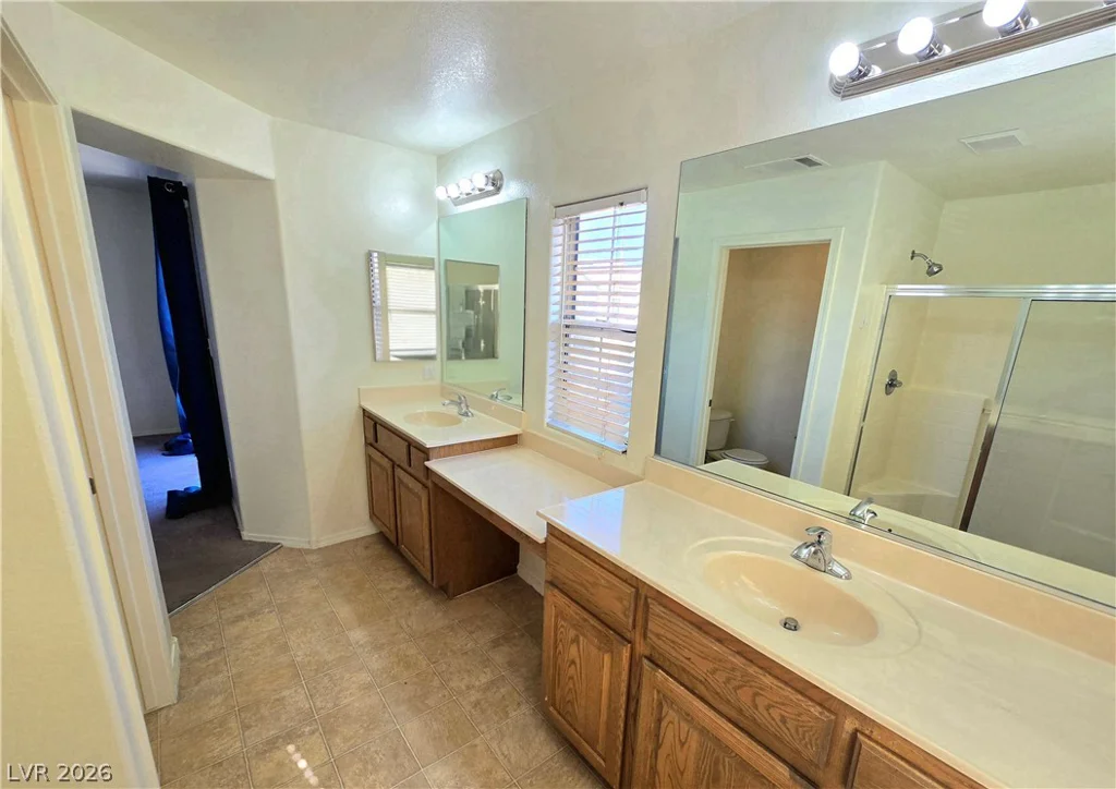 10520 Sun Palace, Las Vegas, NV 89129
