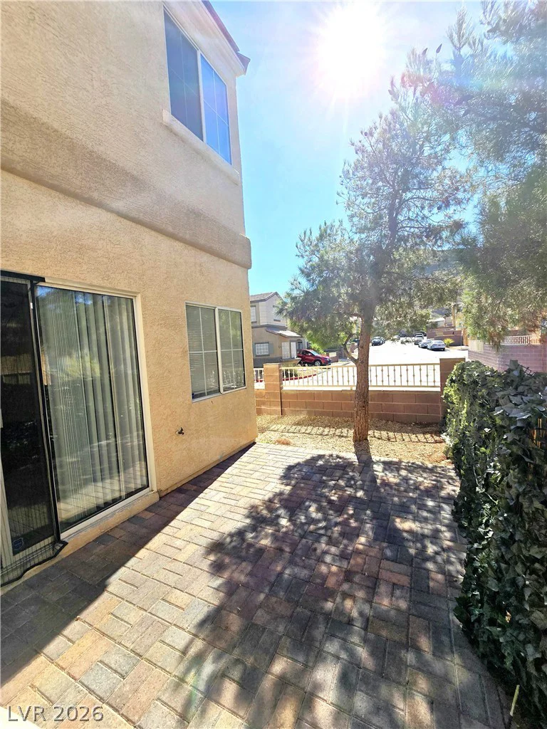 10520 Sun Palace, Las Vegas, NV 89129