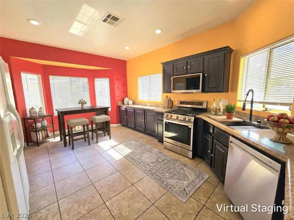 10520 Sun Palace, Las Vegas, NV 89129