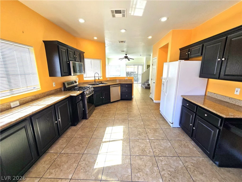 10520 Sun Palace, Las Vegas, NV 89129