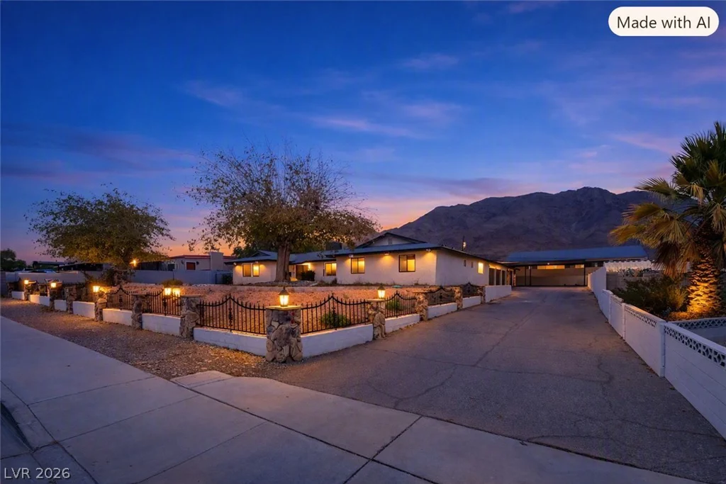 706 Hollywood, Las Vegas, NV 89110