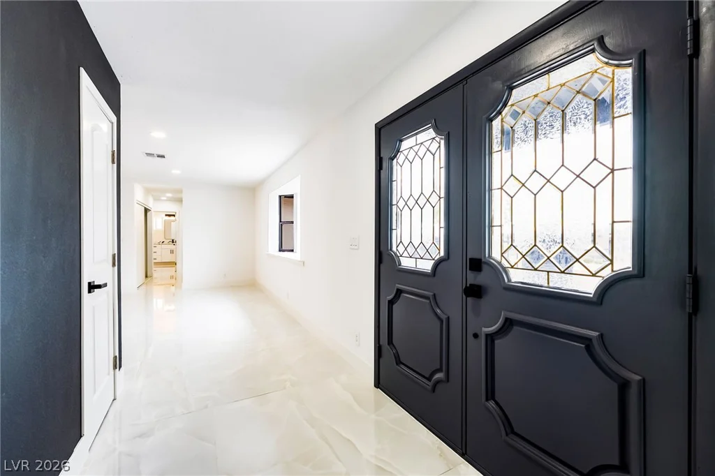 706 Hollywood, Las Vegas, NV 89110