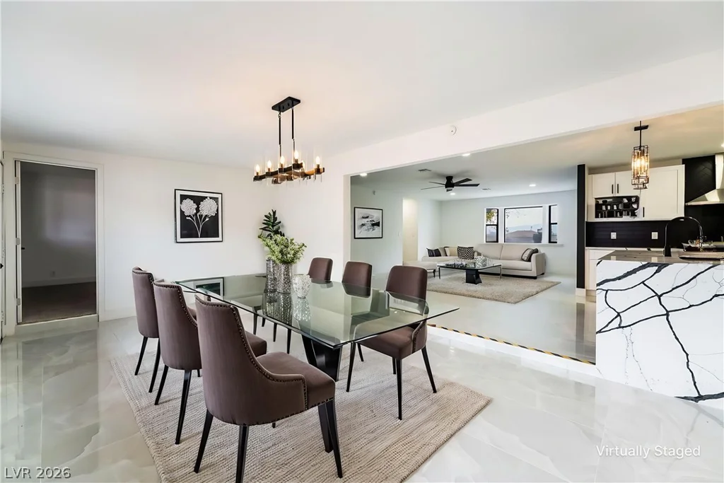 706 Hollywood, Las Vegas, NV 89110