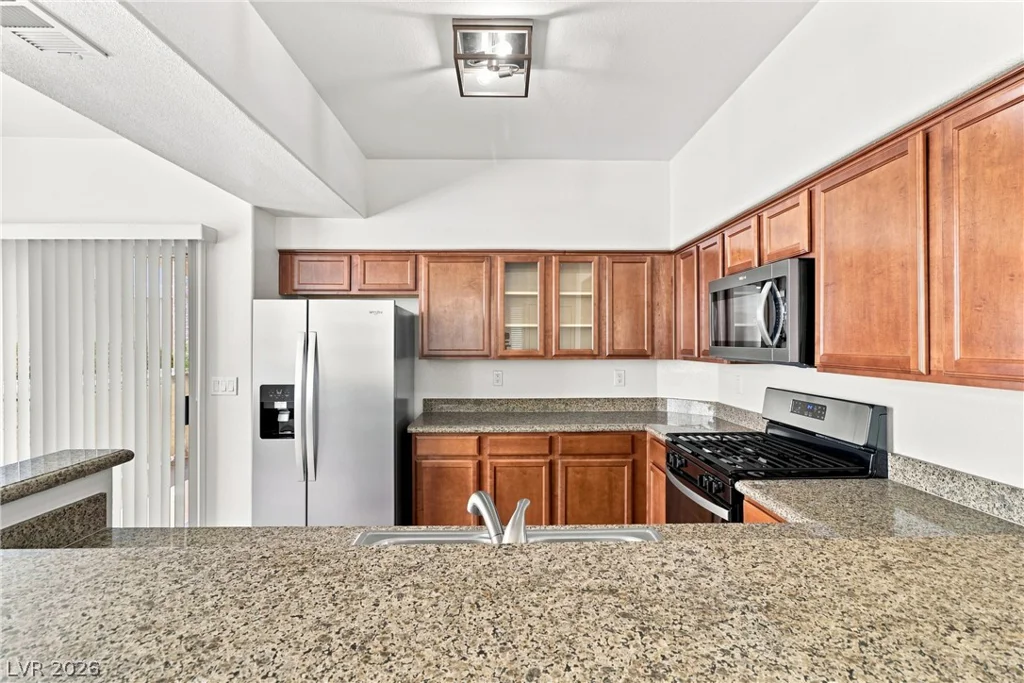 1704 Queen Victoria, Las Vegas, NV 89144