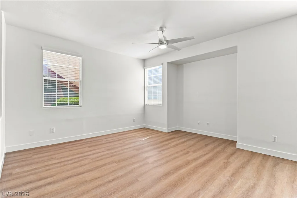 1704 Queen Victoria, Las Vegas, NV 89144
