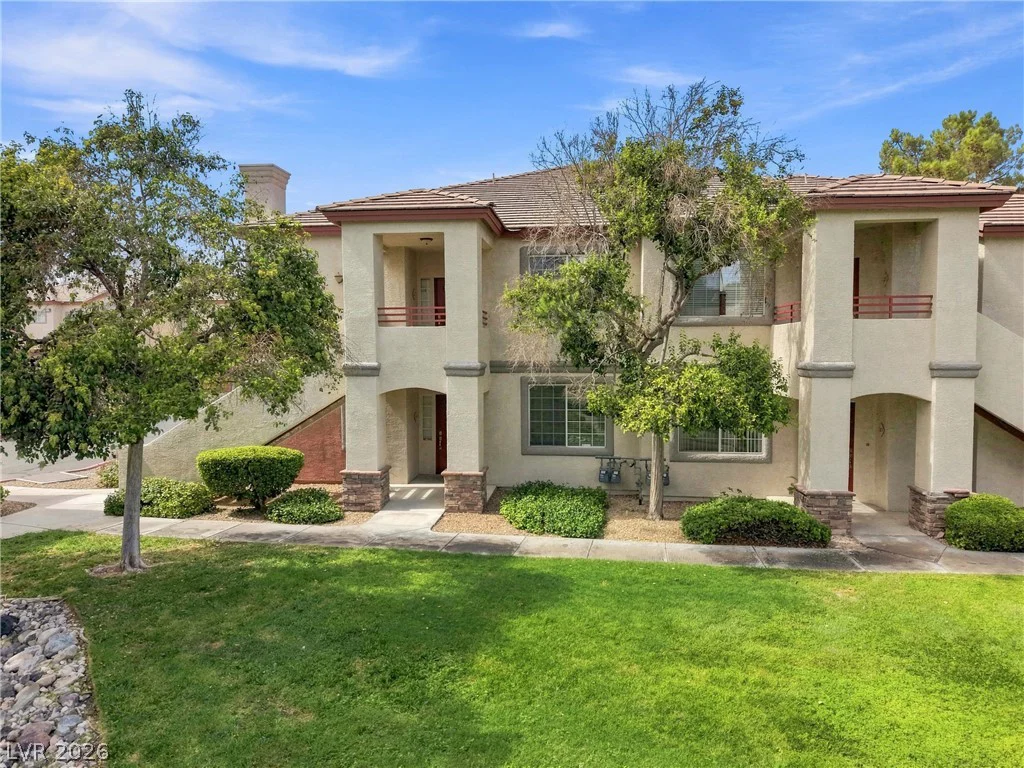 1704 Queen Victoria, Las Vegas, NV 89144