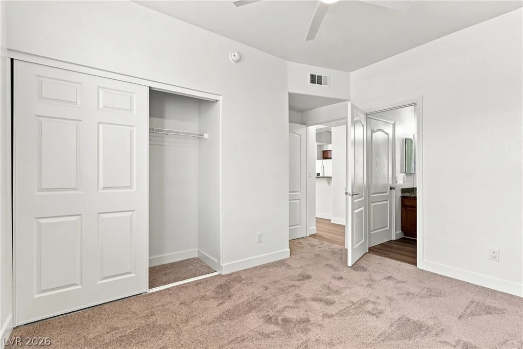 1704 Queen Victoria, Las Vegas, NV 89144