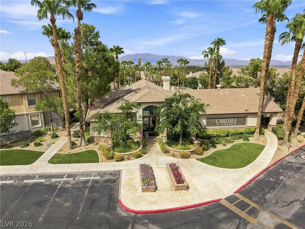 1704 Queen Victoria, Las Vegas, NV 89144