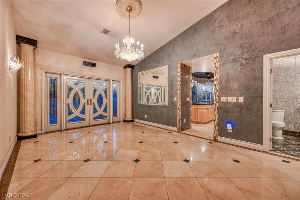 2426 Palomino, Las Vegas, NV 89107