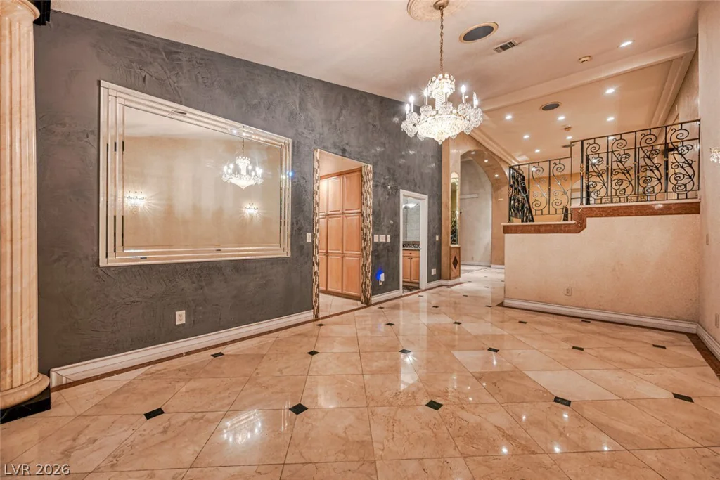 2426 Palomino, Las Vegas, NV 89107