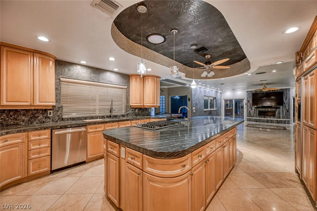 2426 Palomino, Las Vegas, NV 89107