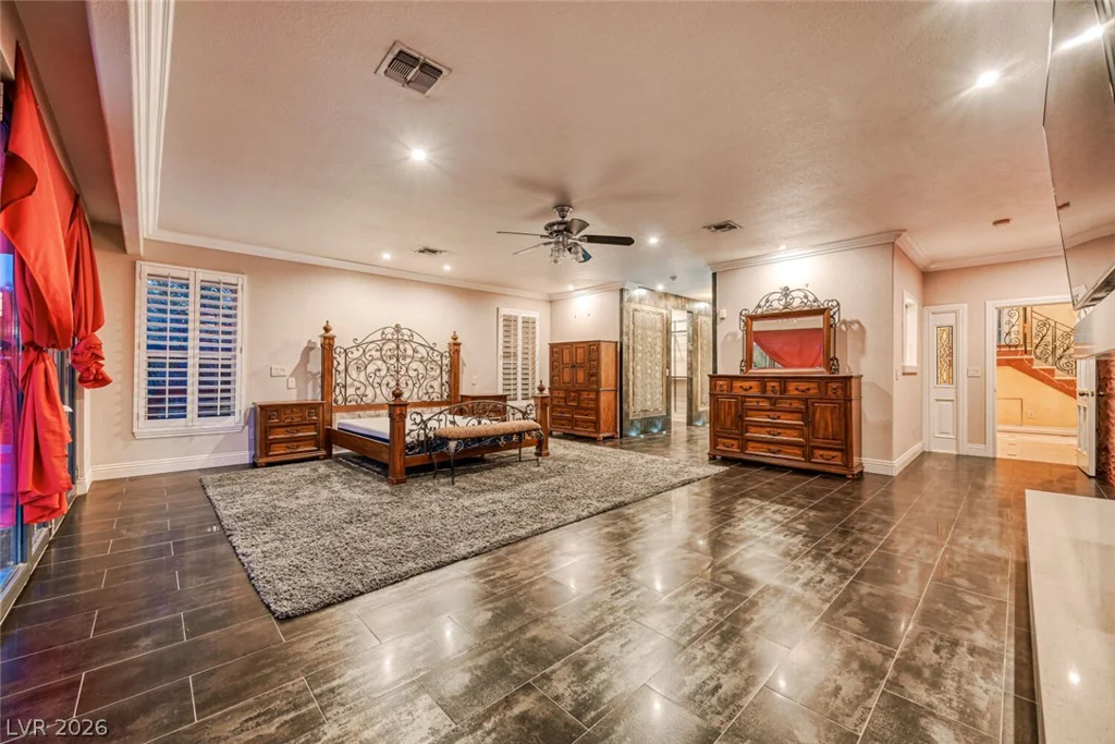 2426 Palomino, Las Vegas, NV 89107