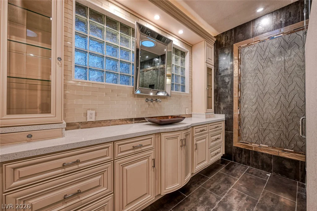 2426 Palomino, Las Vegas, NV 89107