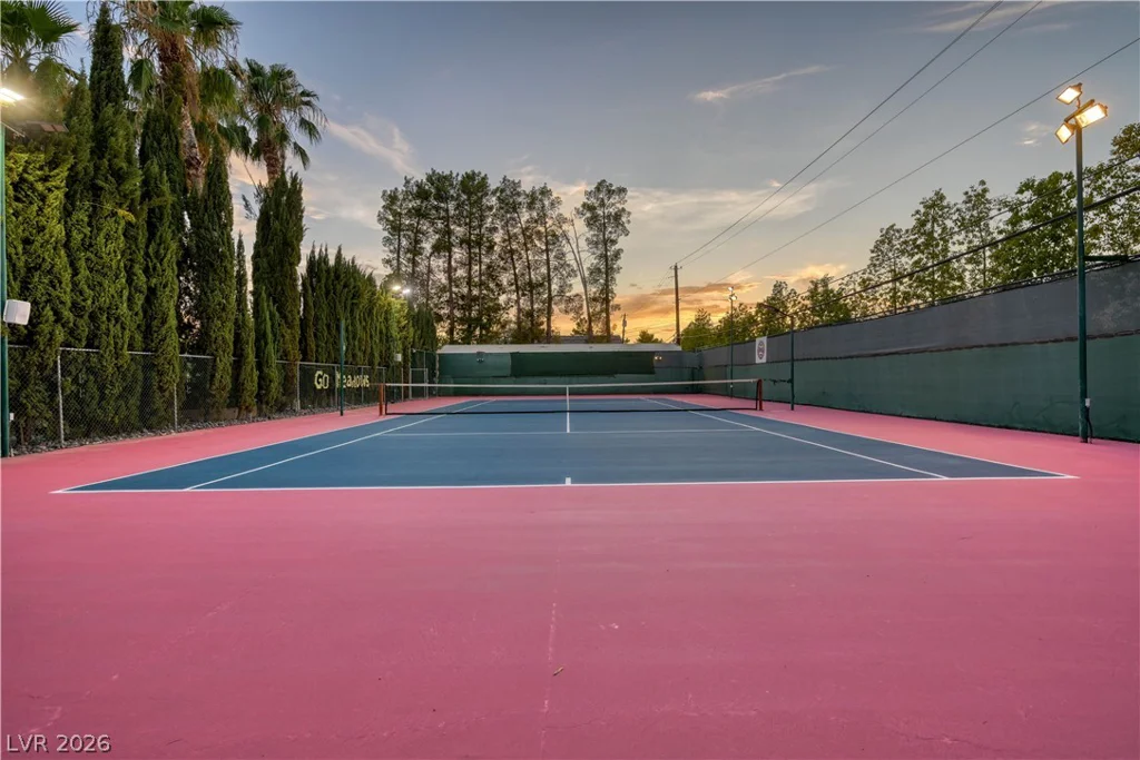 2426 Palomino, Las Vegas, NV 89107