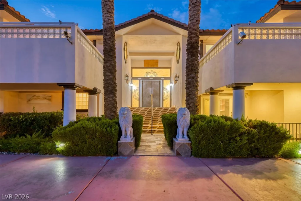 2426 Palomino, Las Vegas, NV 89107