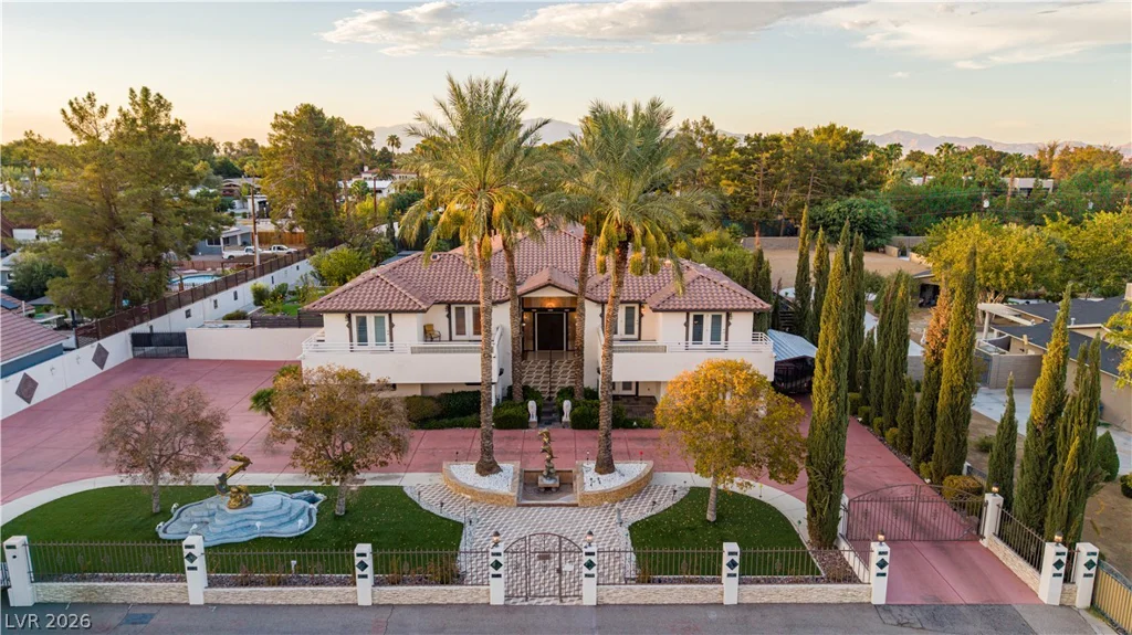2426 Palomino, Las Vegas, NV 89107