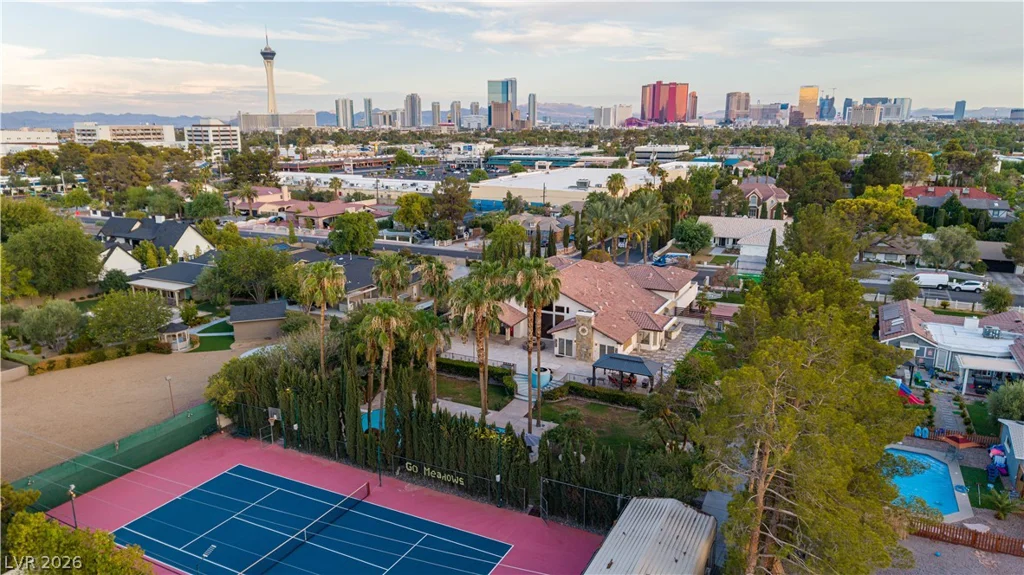 2426 Palomino, Las Vegas, NV 89107