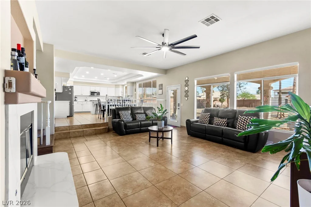 6857 Adobe Villa, Las Vegas, NV 89142