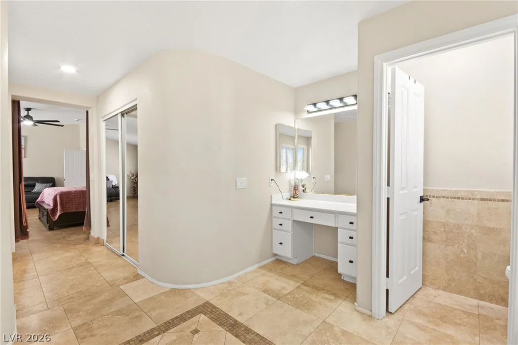 6857 Adobe Villa, Las Vegas, NV 89142