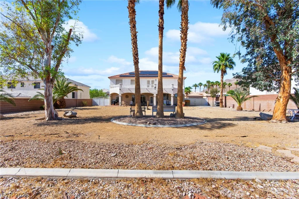 6857 Adobe Villa, Las Vegas, NV 89142