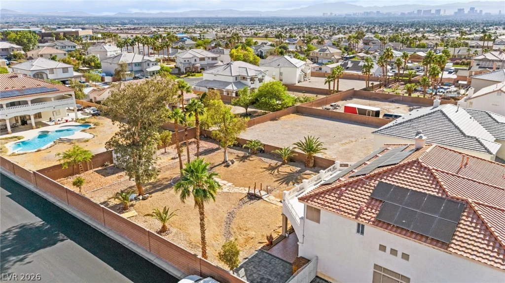 6857 Adobe Villa, Las Vegas, NV 89142