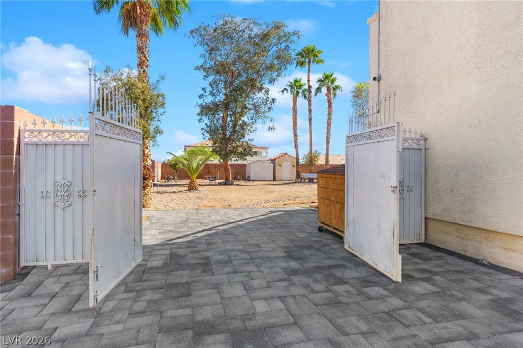 6857 Adobe Villa, Las Vegas, NV 89142