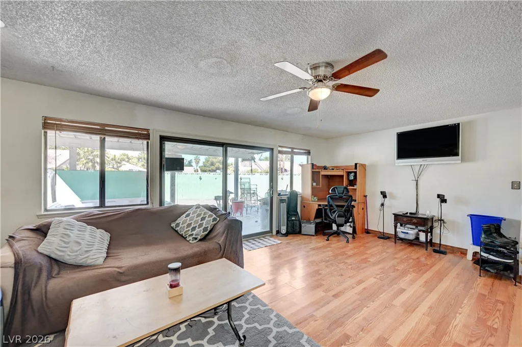 3568 Taos, Las Vegas, NV 89121