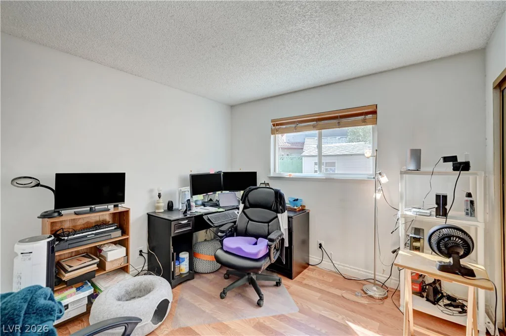 3568 Taos, Las Vegas, NV 89121