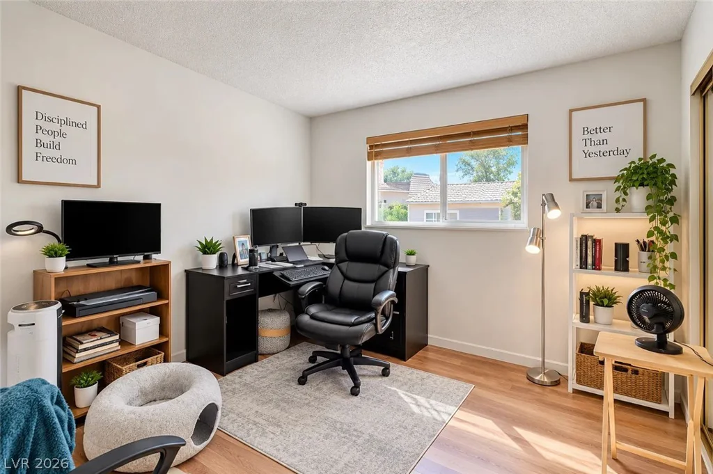 3568 Taos, Las Vegas, NV 89121