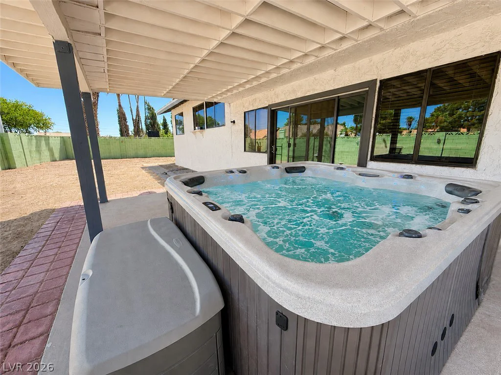3568 Taos, Las Vegas, NV 89121