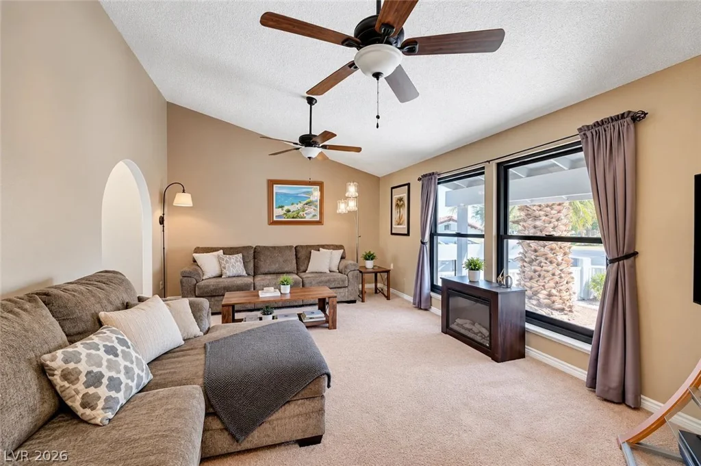 3568 Taos, Las Vegas, NV 89121